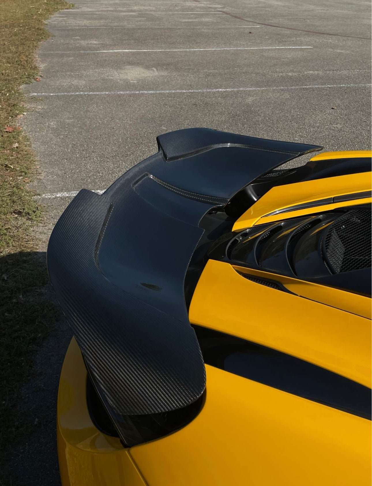 MD Style Carbon Fiber Rear Spoiler Wing - Mclaren 720/720s