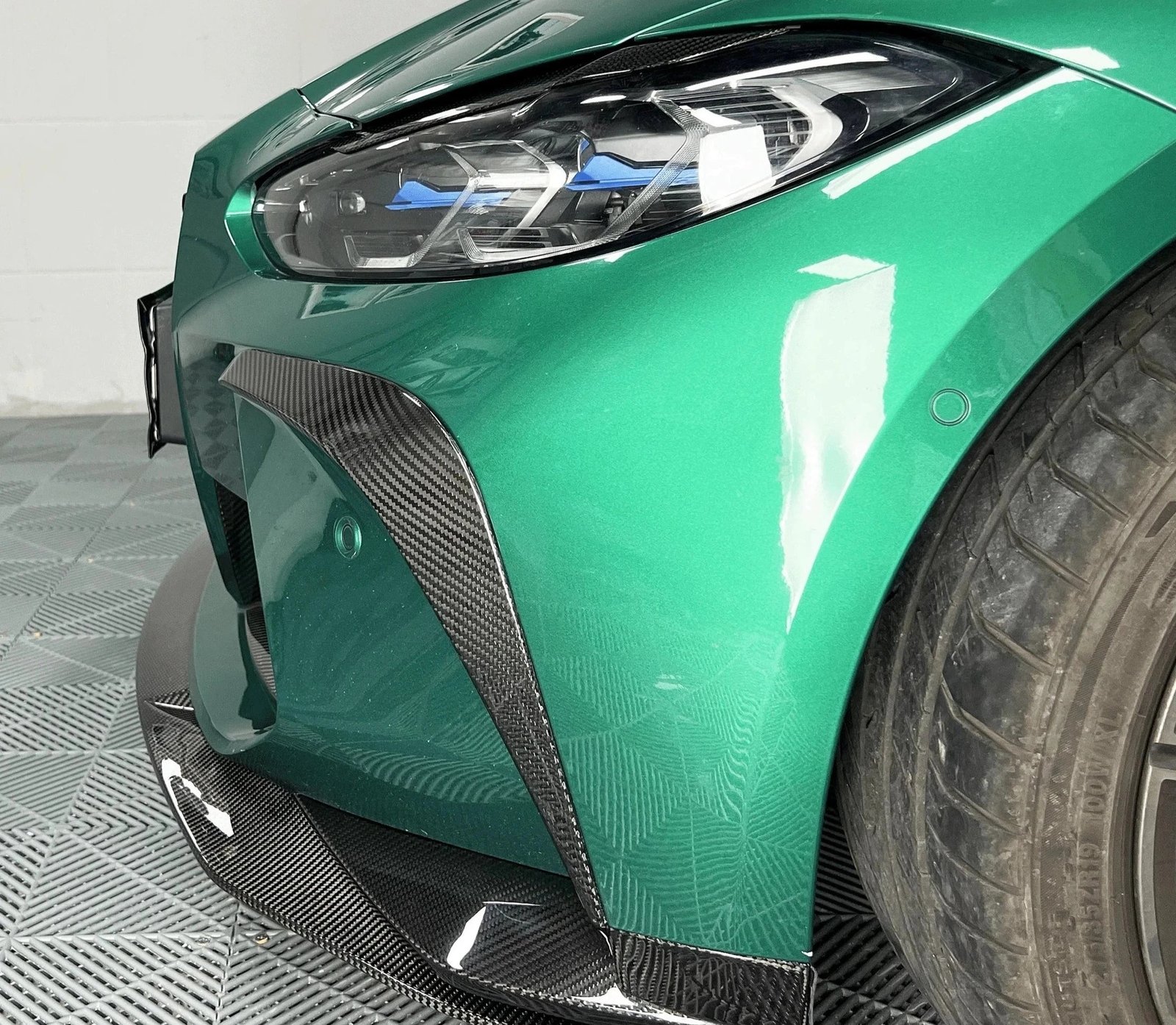 Dry Carbon Fiber Front Bumper Canard Fangs - BMW G80/G81/ & G82