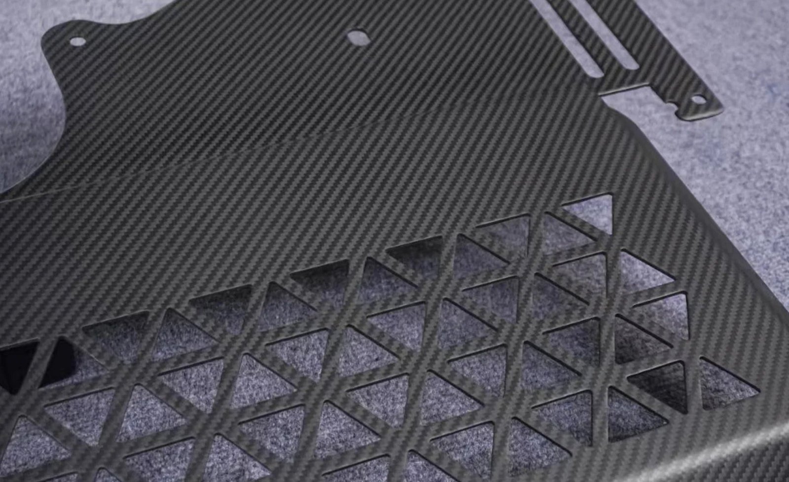 Carbon Fiber Skid Plate - BMW G80 & G81 M3 /G82 & G83 M4 /G87 M2