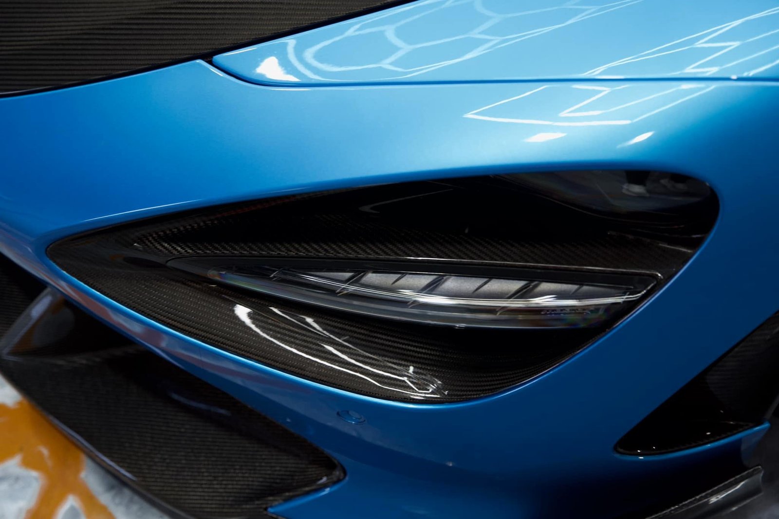Carbon fiber Headlight Trim Replacement - McLaren 720s/ 750s