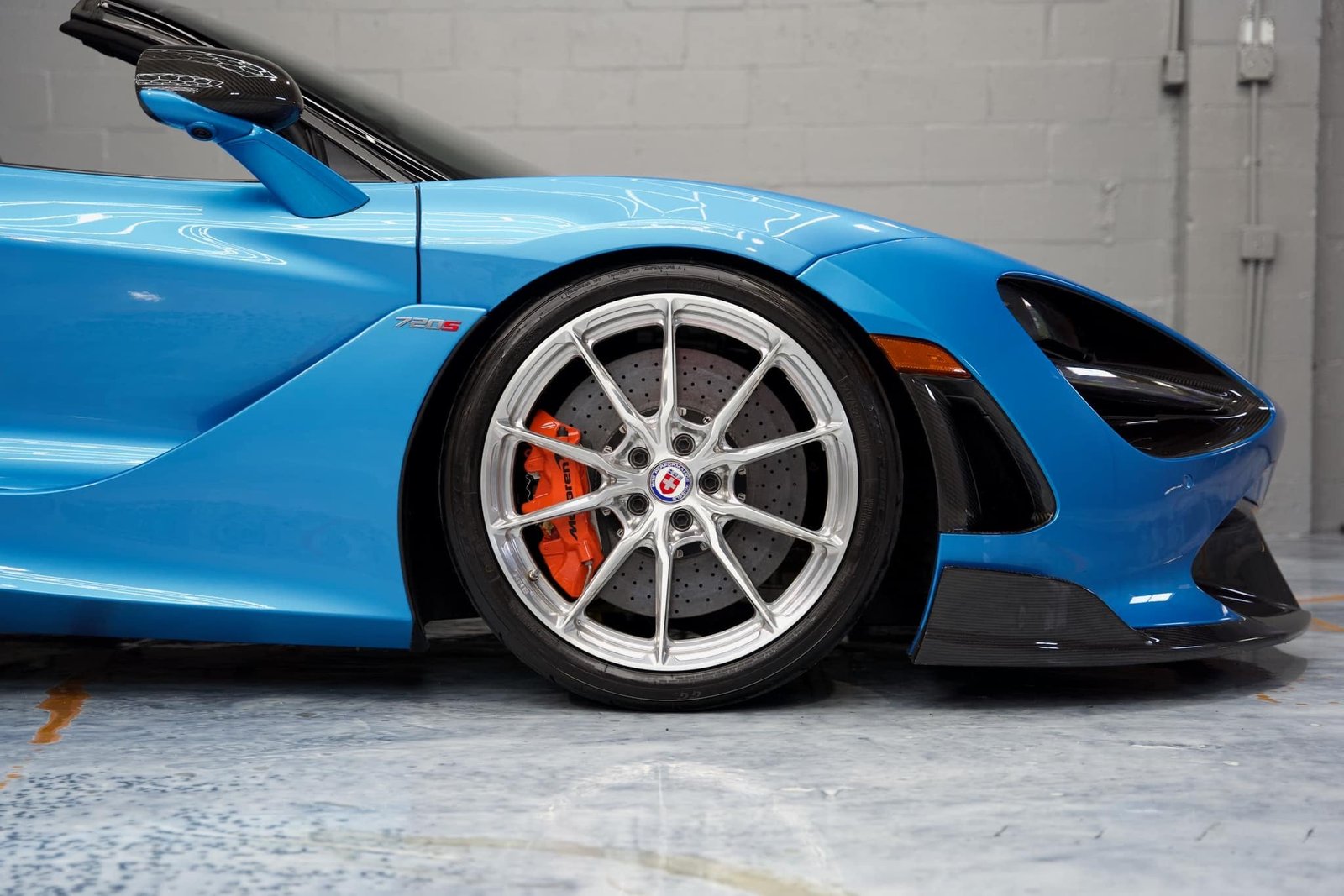 Dry Prepreg Carbon Fiber Front Lip - Mclaren 720s