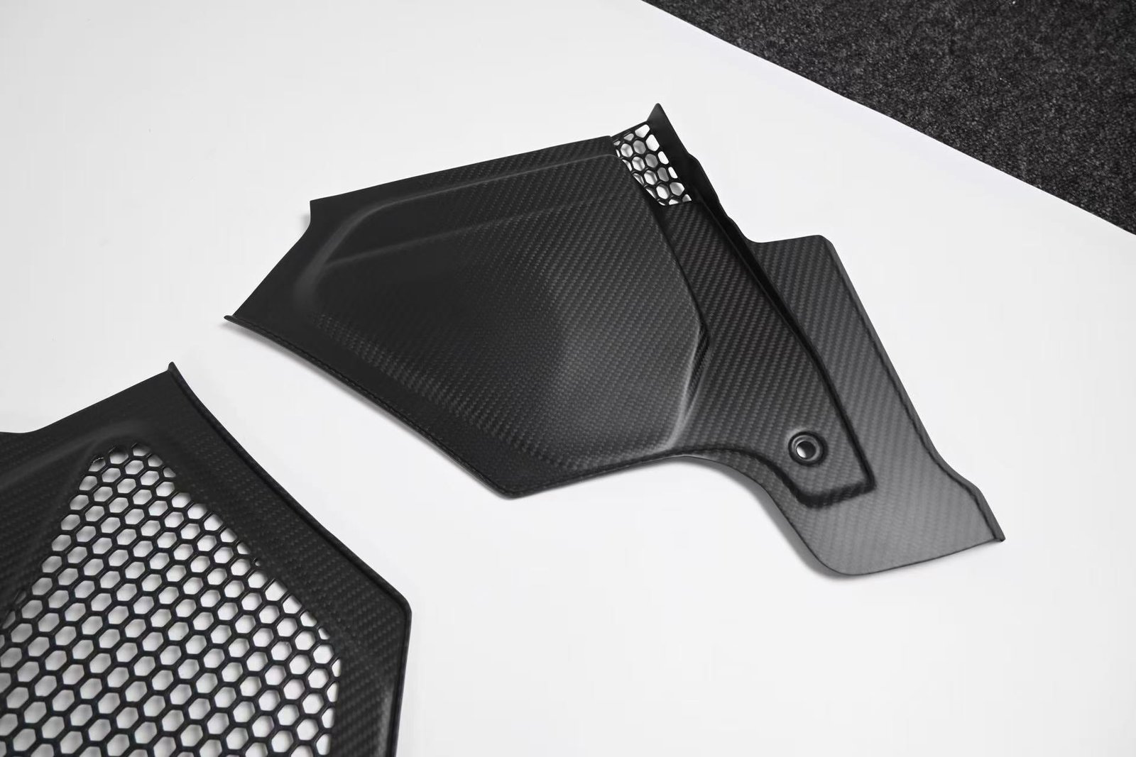 Carbon Fiber Engine Bay Top Cowl Covers - BMW G8X G80 G81 G82 G83 ;G87