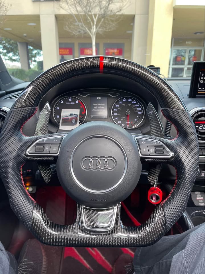 Full Custom Carbon Fiber Steering Wheel - Audi S/RS 3,4,5 2016+ - 图片 4