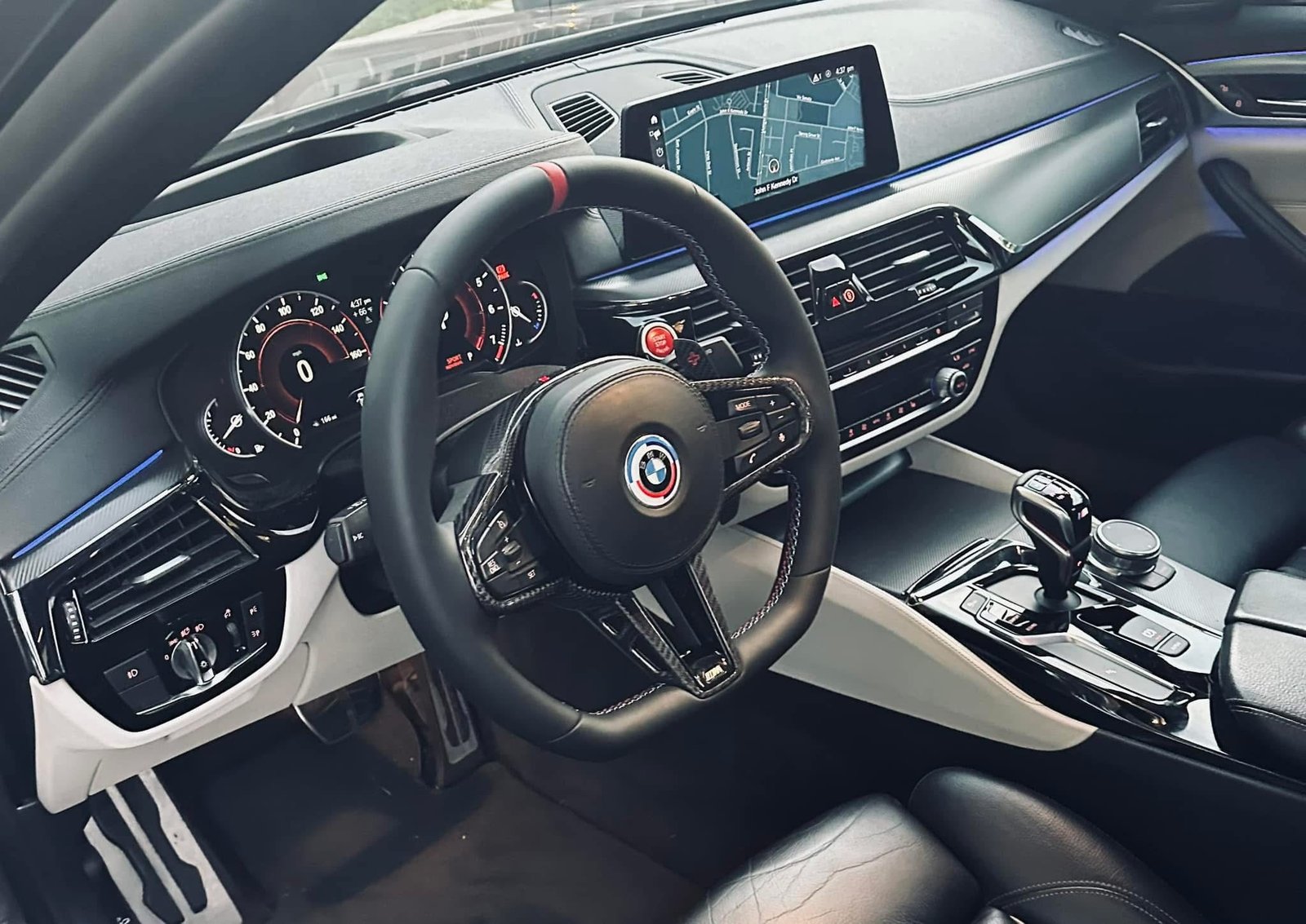 LCI conversion Steering Wheel w/ Carbon Fiber Trim Complete Replacement- BMW G Chassis
