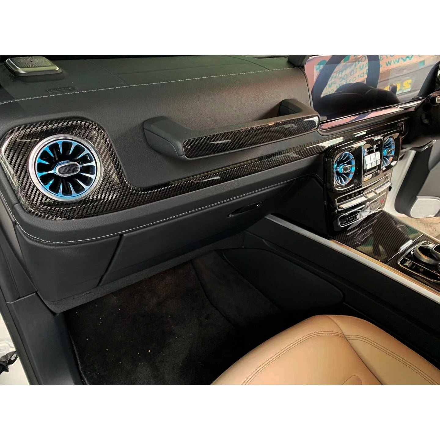 Prepreg Carbon Fiber Interior Kit - Mercedes Benz W464 G Wagon G500 G63 2019+