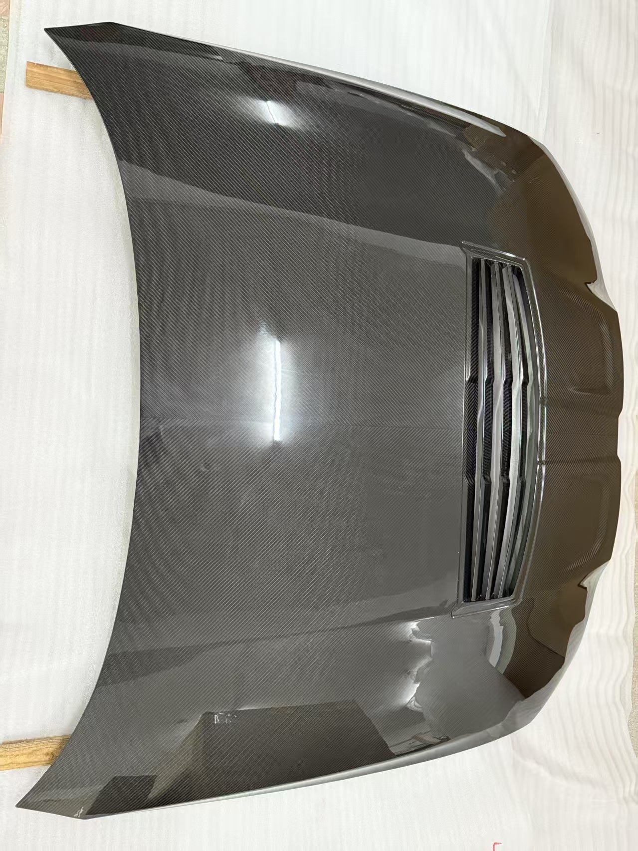 Prepreg Carbon Fiber GT4 Style Vented Engine hood - BMW G80 M3 G82 M4