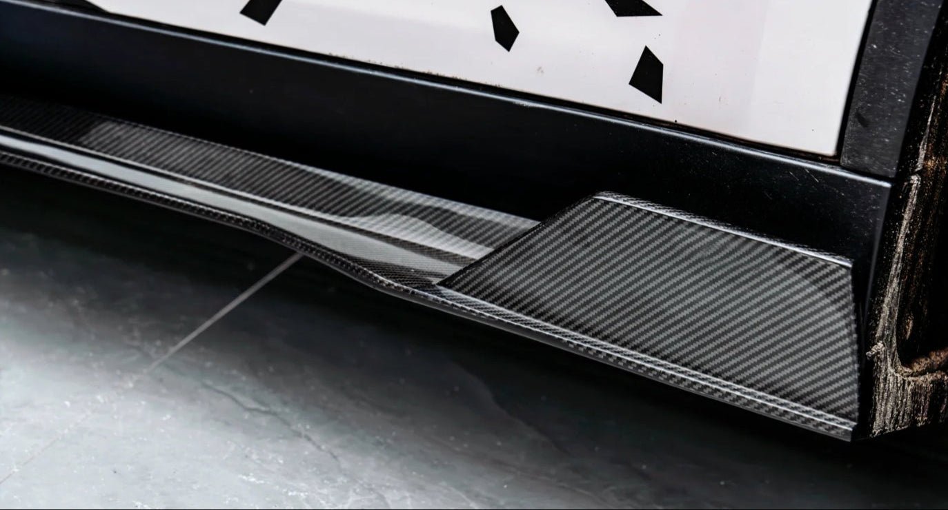 Dry Carbon Fiber Side Skirt - Tesla Model Y Juniper 2025 2026