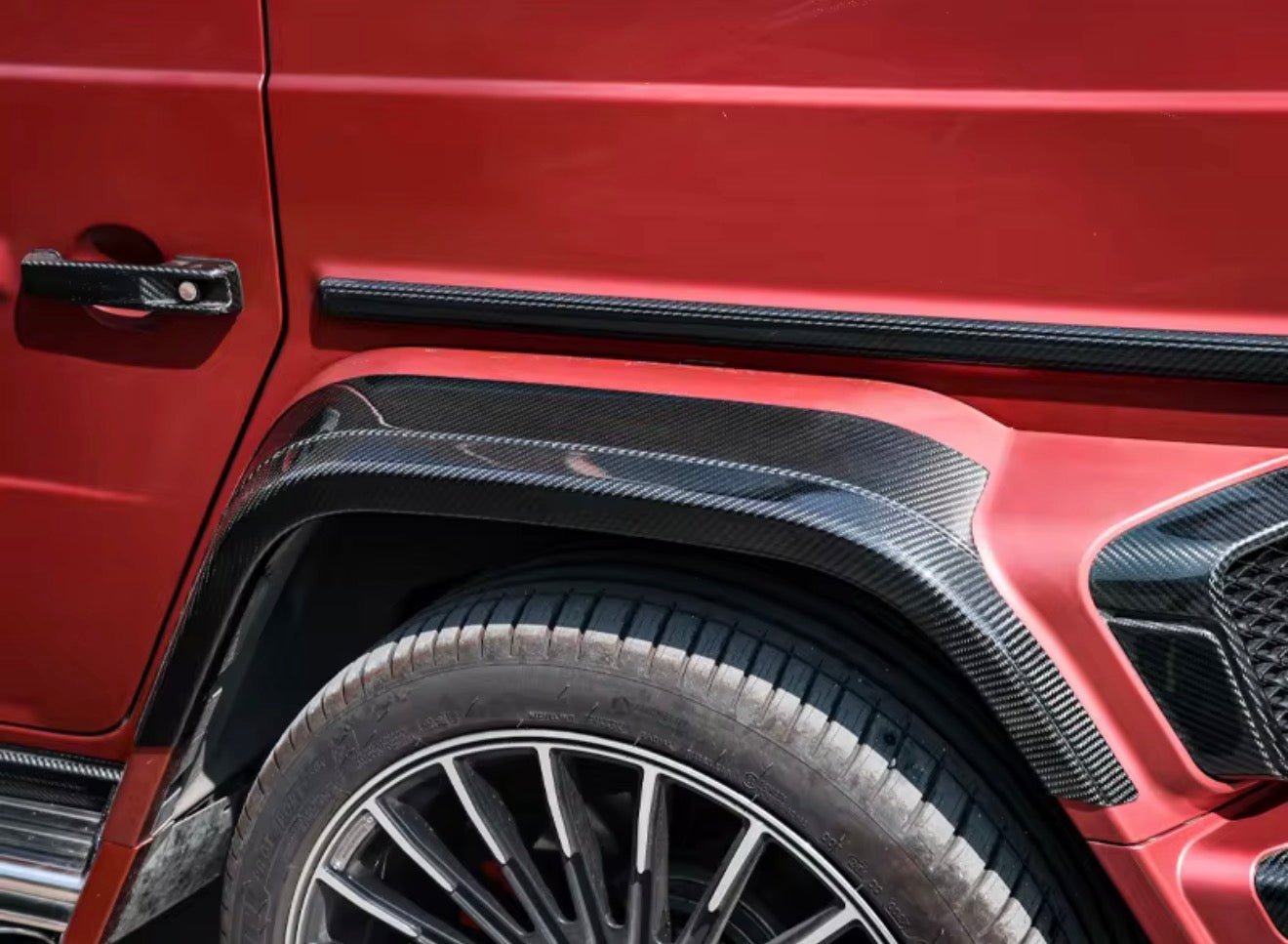 Carbon fiber fender wheel flares trim - Mercedes Benz G wagon W465 2024+