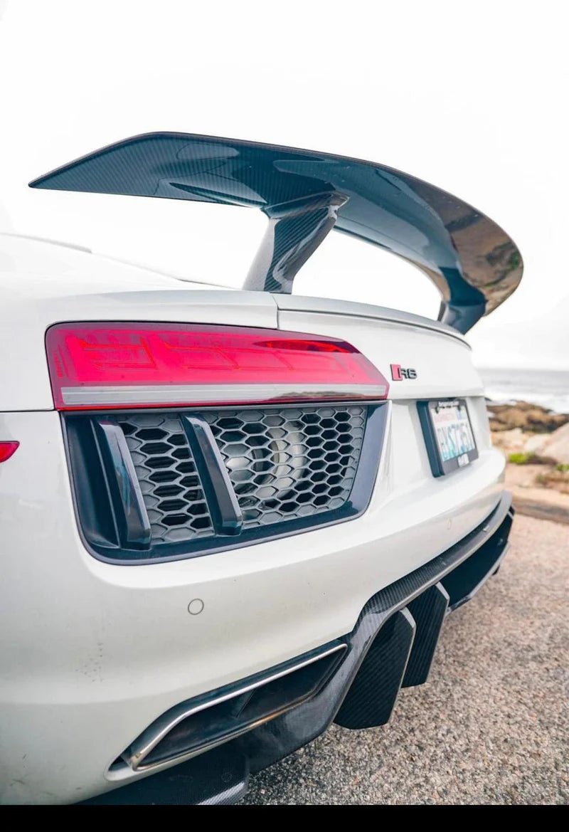 Carbon Fiber V-Style Rear Diffuser - Audi R8 - product detail 5