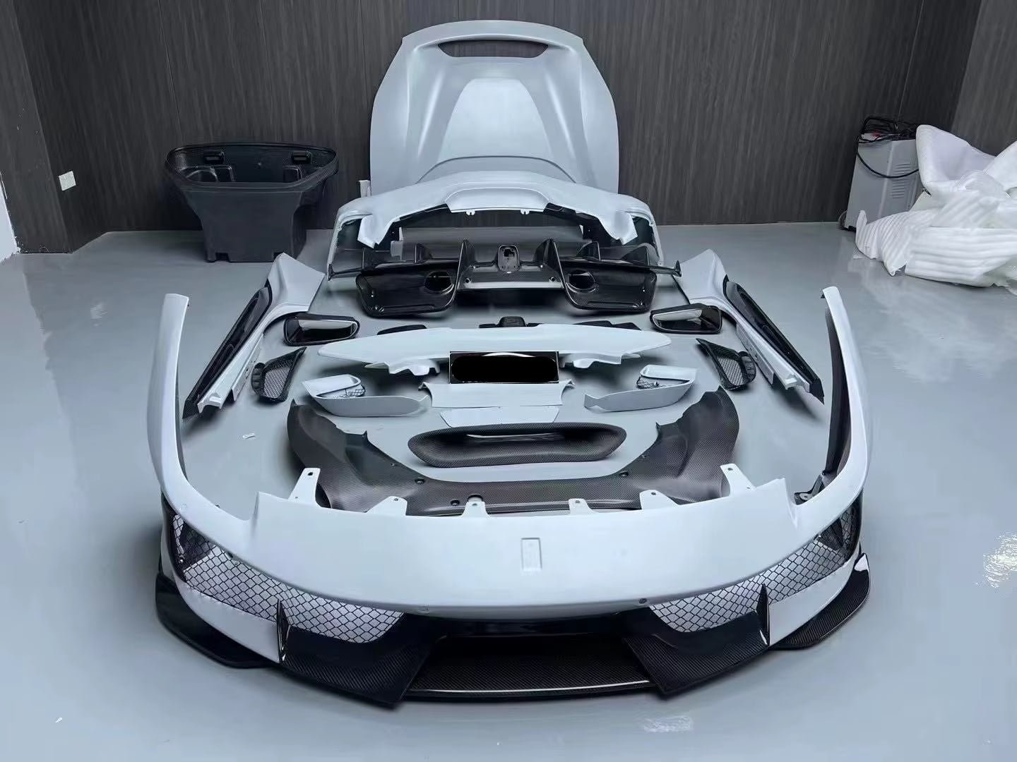 488 Pista Style Carbon Fiber Full Conversion Kit - Ferrari 488