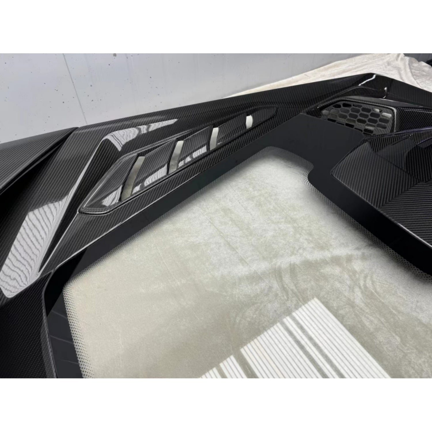 Carbon Fiber Engine Hood Cover Bonnet w/ Transparent window - Lamborghini Huracan LP580 610 EVO