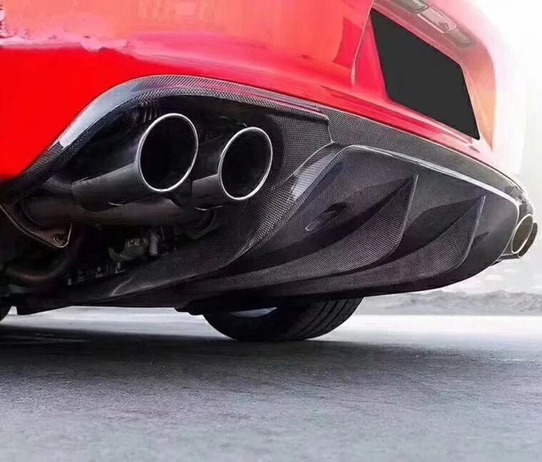 V style Carbon Fiber Diffuser - Porsche 911