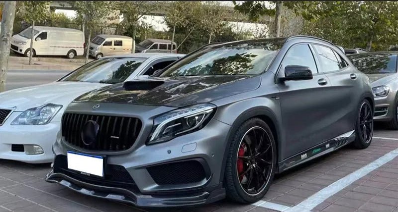Carbon Fiber Side Skirts - Mercedes-Benz GLA45 X156