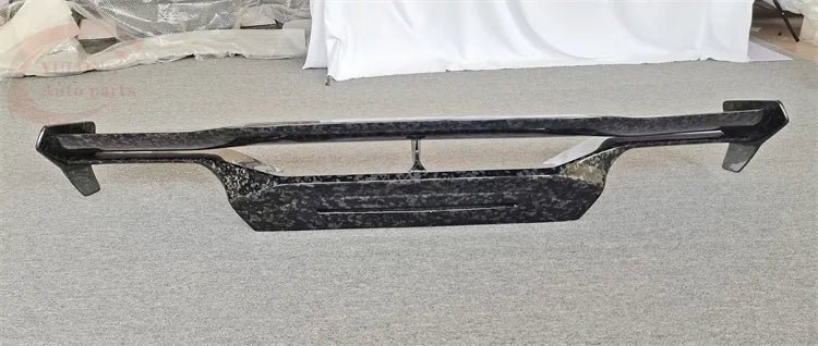 V Style Carbon Fiber Spoiler - Lamborghini Huracan