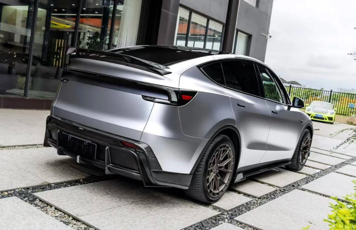 Dry Carbon Fiber C Style Rear Diffuser - Tesla Model Y Juniper 2025+