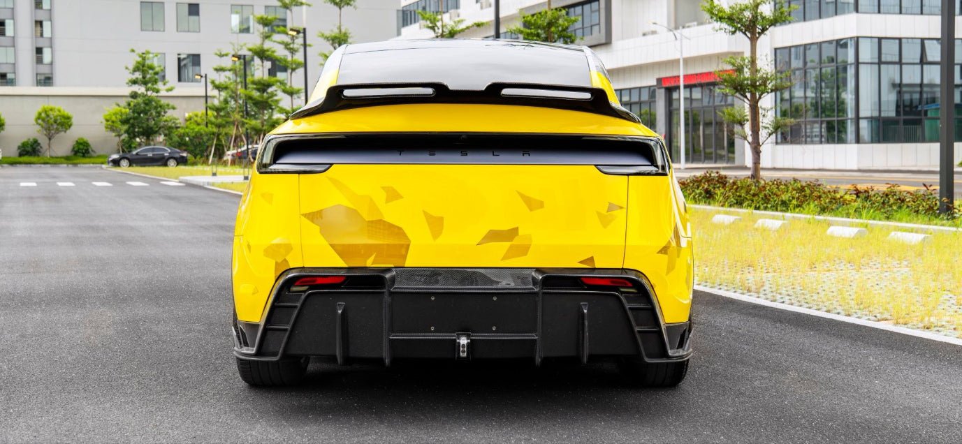 Dry Carbon Fiber C Style Rear Diffuser - Tesla Model Y Juniper 2025+