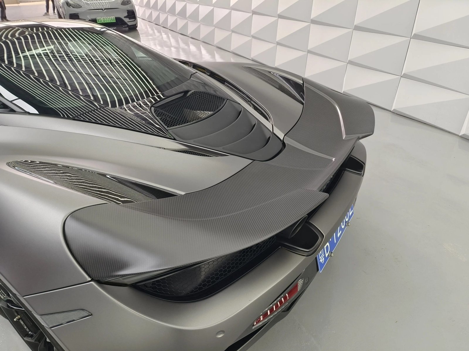 Full Carbon Fiber R Style Aero Kit - McLaren 720s 720