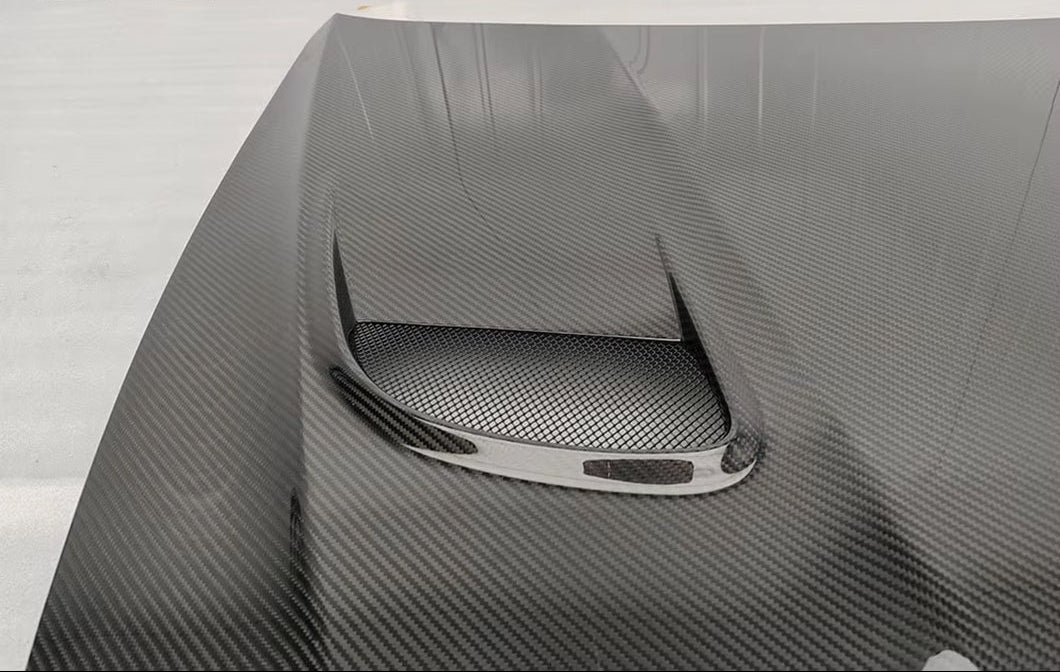 Dry Carbon Fiber Hood Engine Cover Bonnet - Audi RS6 C8 19+