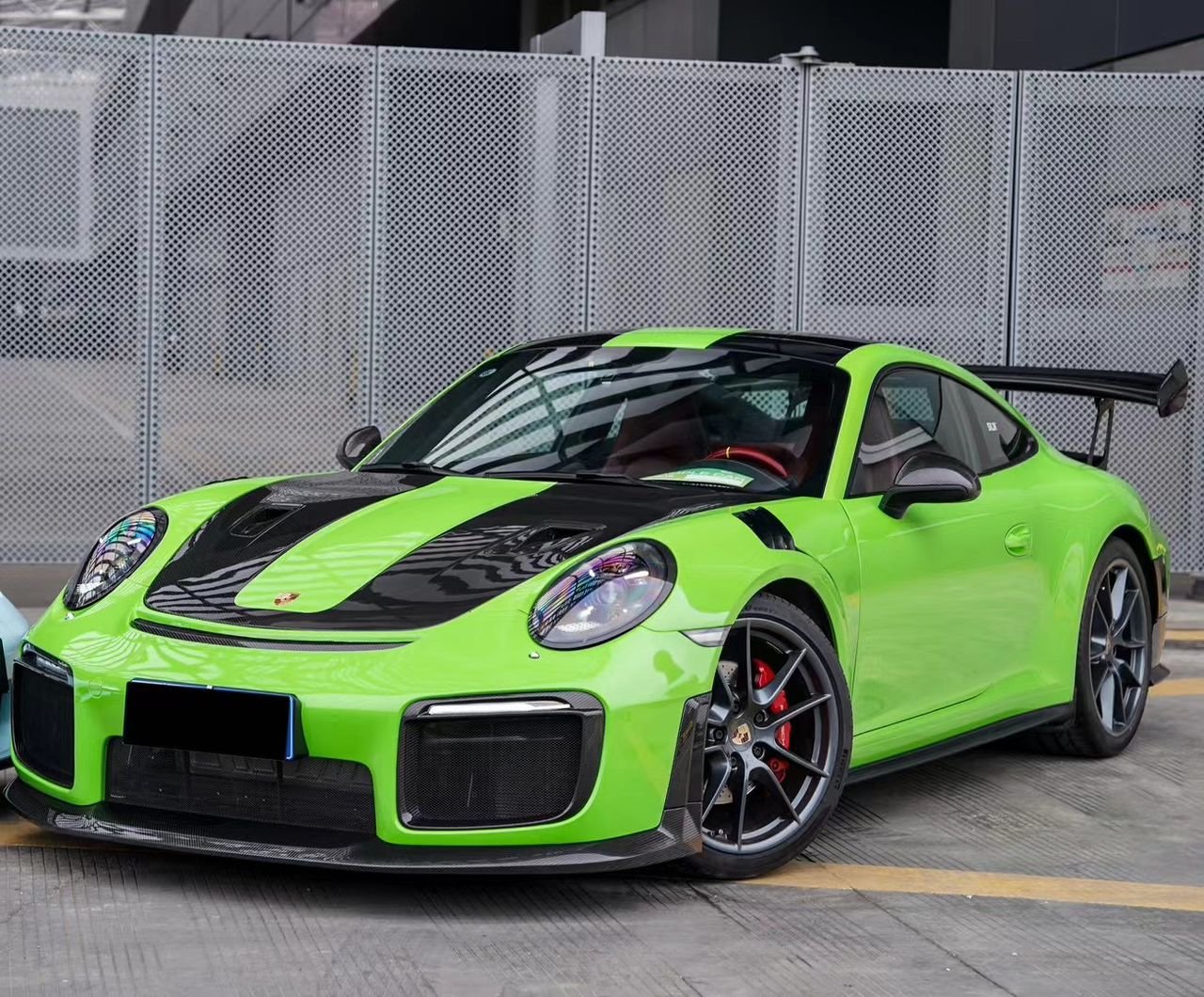 Carbon Fiber GT2RS Style Vented Hood - Porsche 911 (991) carrera / Turbo 2012-2018