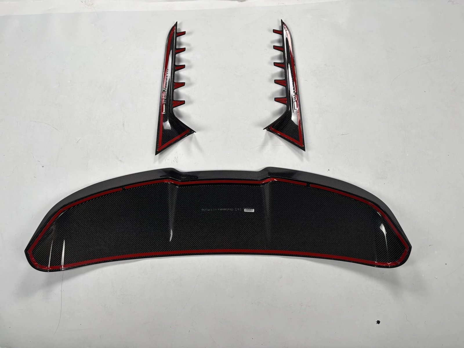 Carbon Fiber Roof Spoiler - Audi RS6 C8 - 图片 9