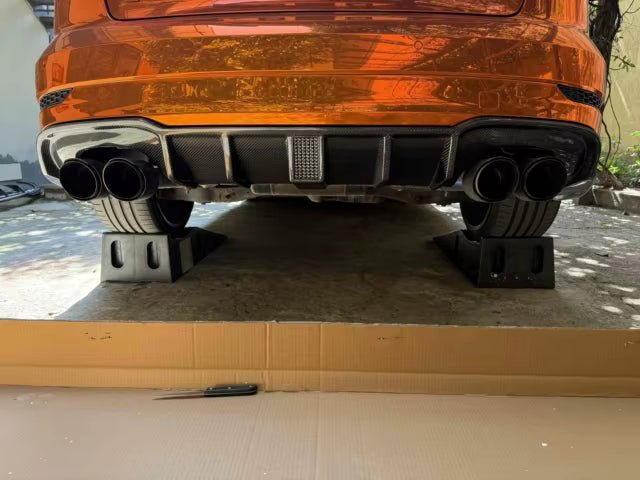 Carbon Fiber Rear Diffuser w/ Brake Light - Audi S3 / A3 S Line - 图片 5