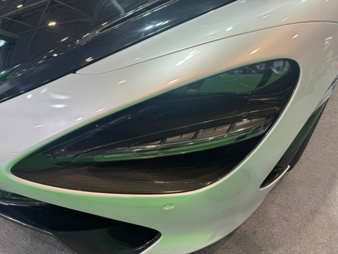 Carbon fiber Headlight Trim Replacement - McLaren 720s/ 750s