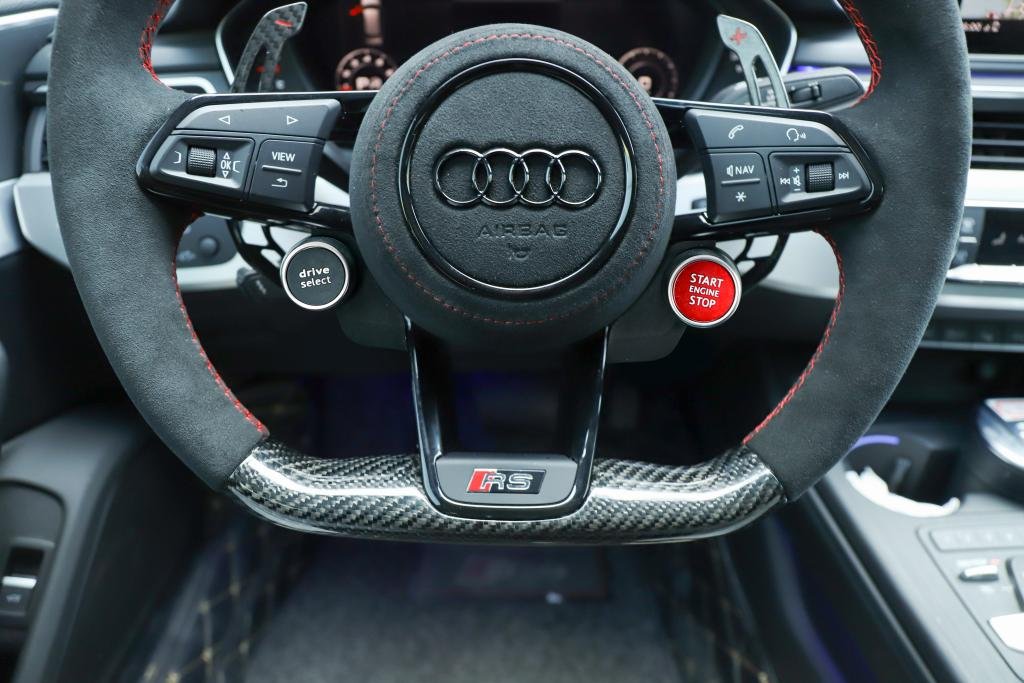 Alcantara Carbon Fiber Steering Wheel w/ Red Ascents - Audi R8 - 图片 7