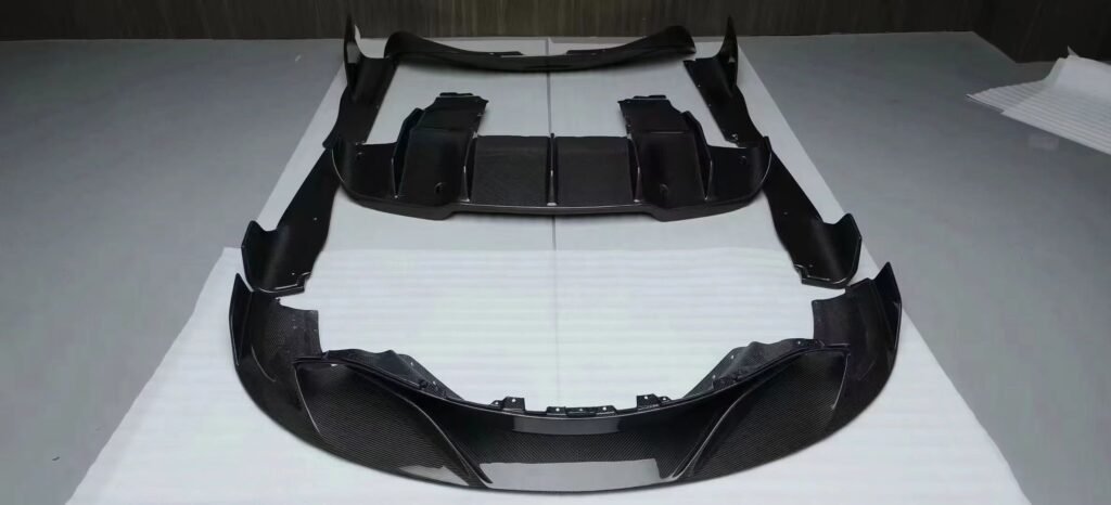 Full Carbon Fiber R Style Aero Kit - McLaren 720s 720