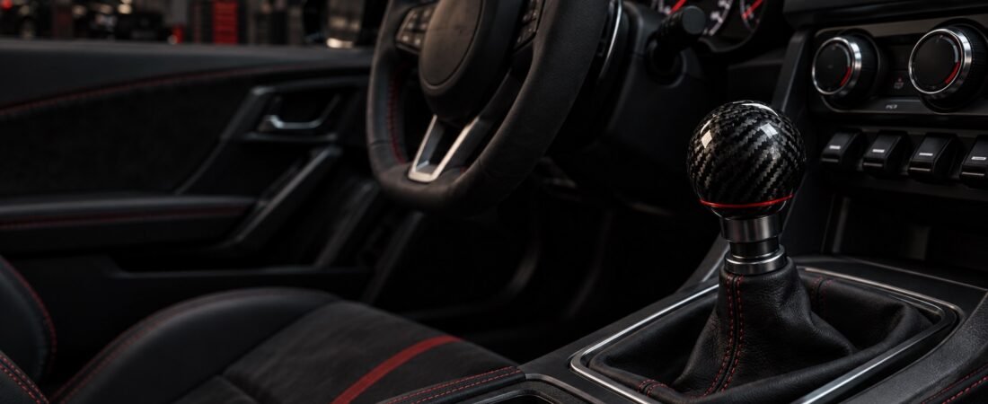 Carbon Fiber Shift Knob Guide: Get the Right Fit the First Time