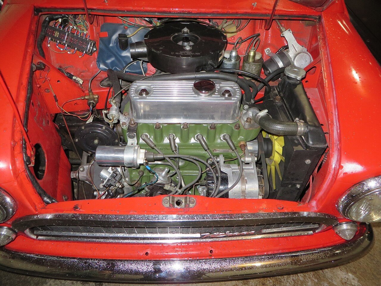 Reference photograph of The engine bay (14281404013)